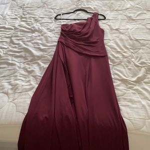 Long One-Shoulder Wine Chiffon Bridesmaid Dress